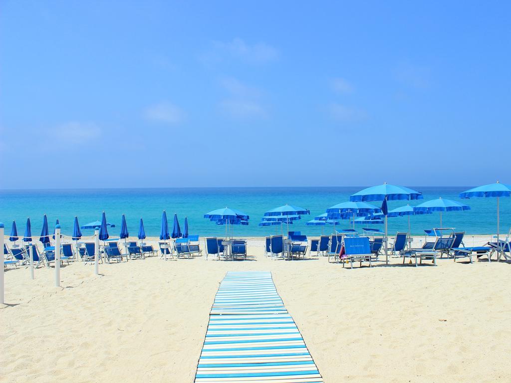 זמברונה Blu Tropical Resort מראה חיצוני תמונה