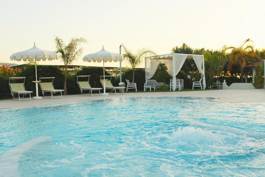 זמברונה Blu Tropical Resort מראה חיצוני תמונה