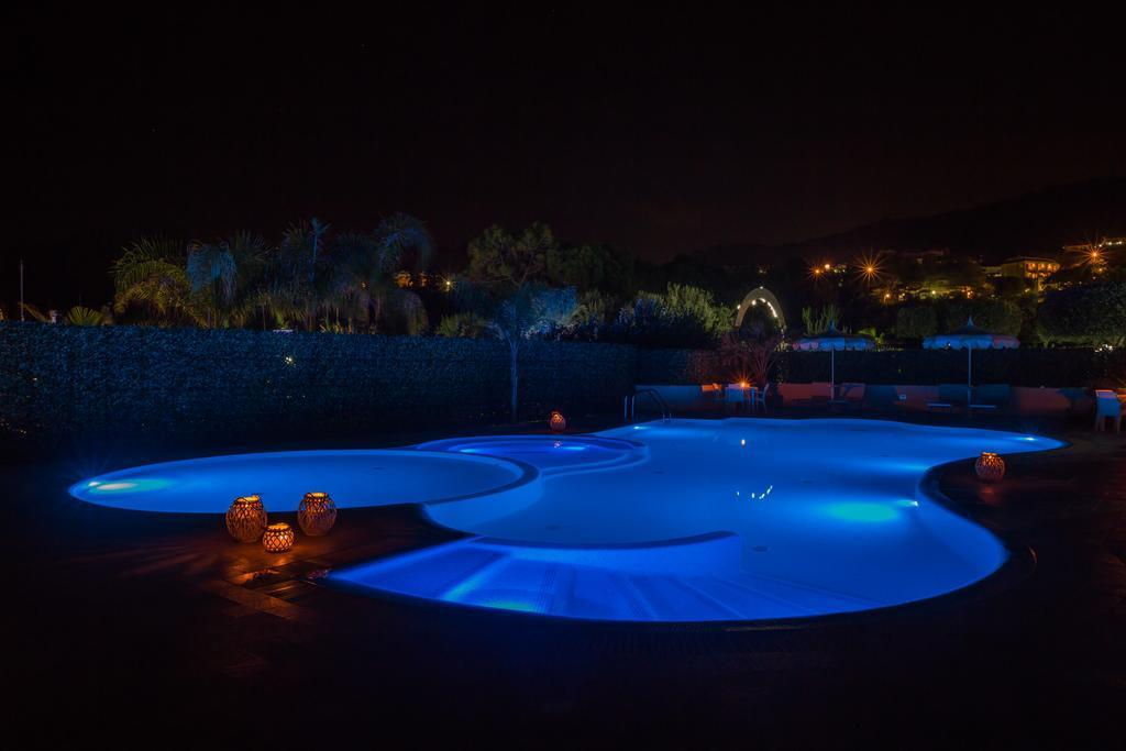 זמברונה Blu Tropical Resort מראה חיצוני תמונה